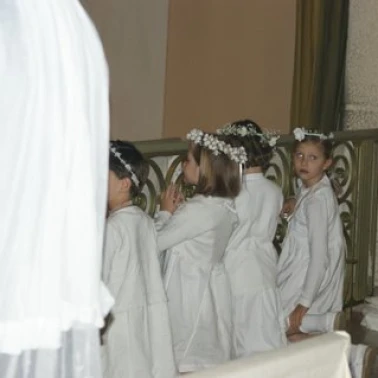 1ere communions 2008 109