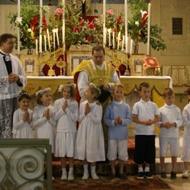 1ere communions 2008 114