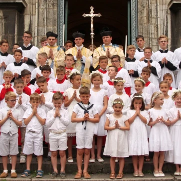 Dimanche 15 juin 2025 - Premieres Communions