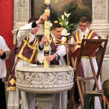 2022 04 16 Samedi Saint 0058