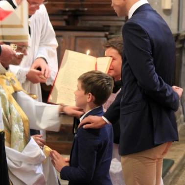 2022-05-07-Confirmations-0059