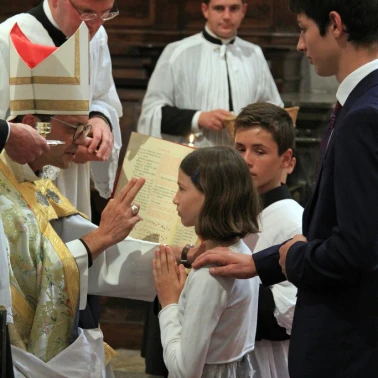 2022-05-07-Confirmations-0064