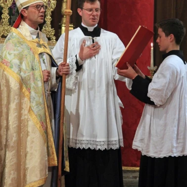 2022-05-07-Confirmations-0100