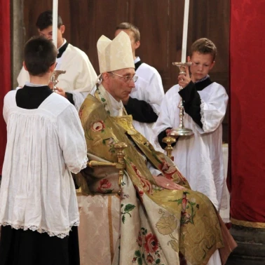 2022 05 23 vepres pontificales messe solennelle 0033