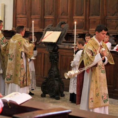 2022 05 23 vepres pontificales messe solennelle 0081