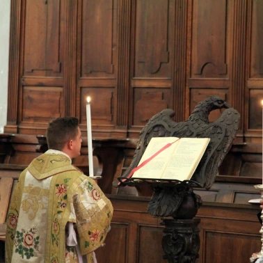 2022 05 23 vepres pontificales messe solennelle 0083