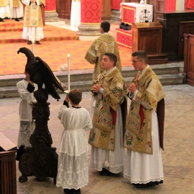 2022 05 23 vepres pontificales messe solennelle 0085