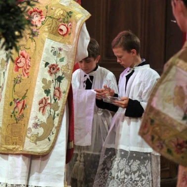 2022 05 23 vepres pontificales messe solennelle 0093