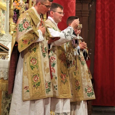 2022 05 23 vepres pontificales messe solennelle 0123