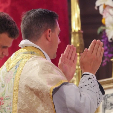 2022 06 16 Premieres Communions Fete-Dieu0039