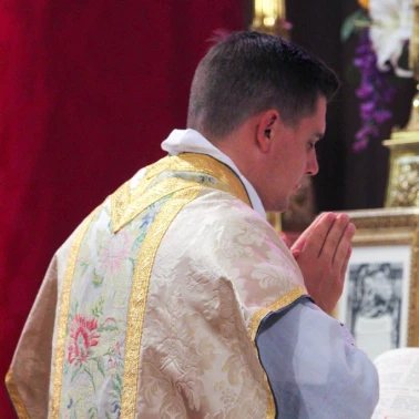 2022 06 16 Premieres Communions Fete-Dieu0040