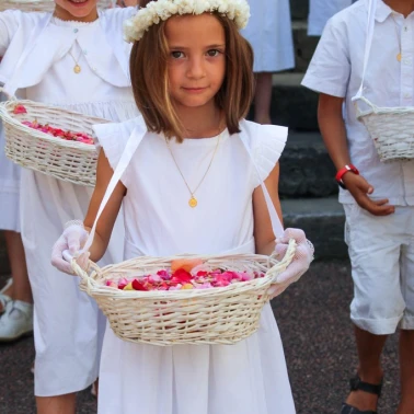 2022 06 16 Premieres Communions Fete-Dieu0073