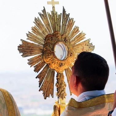 2022 06 16 Premieres Communions Fete-Dieu0101