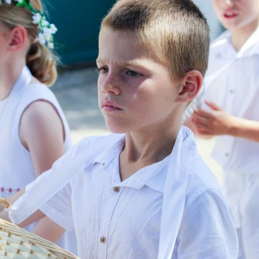 2022 06 16 Premieres Communions Fete-Dieu0105