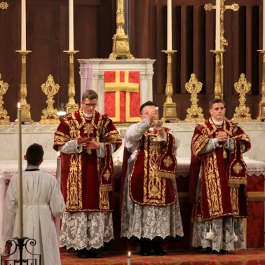 2020-06-28-st-irenee-rit-solennel-lyonnais-2-0043