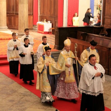 2019-10-19-confirmations-0033