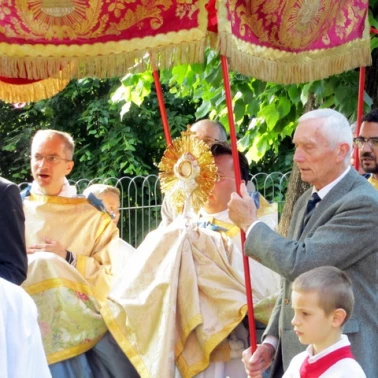 2013 06 02 fetedieu0048