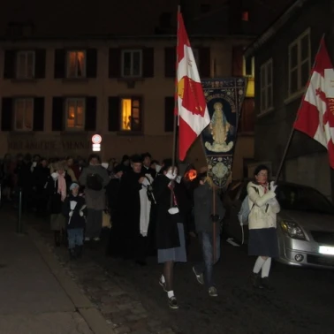 2012 12 08 procession 0006