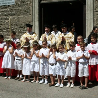 2011 06 26 premieres communions  (111)
