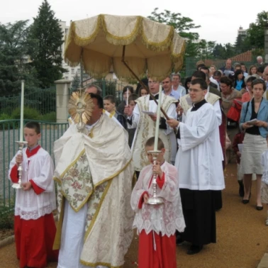 2010 06 06 fete dieu 115
